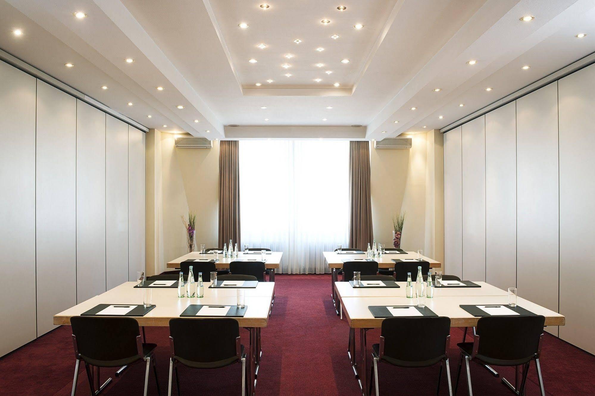 Taste Hotel Heidenheim Ngoại thất bức ảnh